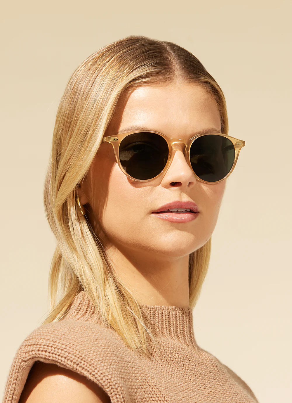 Clune sun Garrett Leight