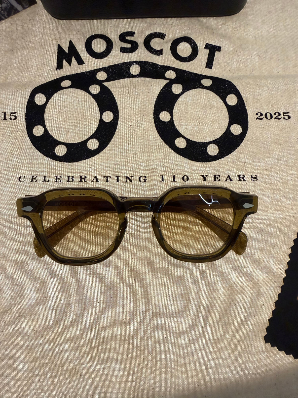 Dolt Olive Brown sun limited edition 007/100
