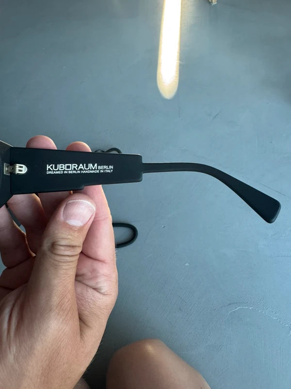 Kuboraum Masque U8 Lunettes de Soleil Noir Mat – Comme Neuf