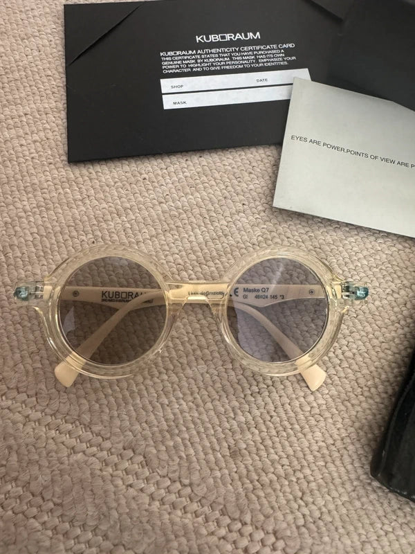 Lunettes de soleil Kuboraum Maske Q7 GI Crème – Comme neuves