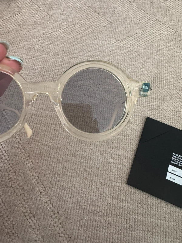 Lunettes de soleil Kuboraum Maske Q7 GI Crème – Comme neuves