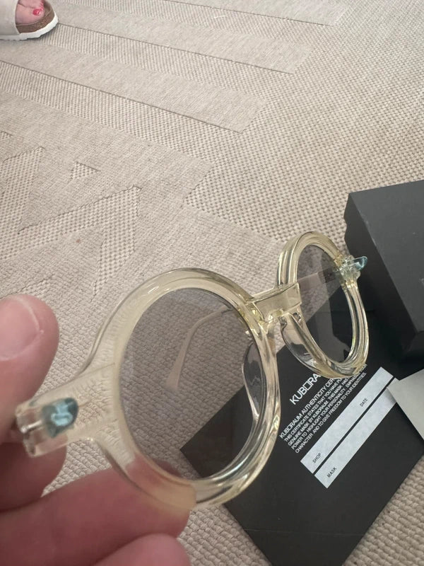 Lunettes de soleil Kuboraum Maske Q7 GI Crème – Comme neuves