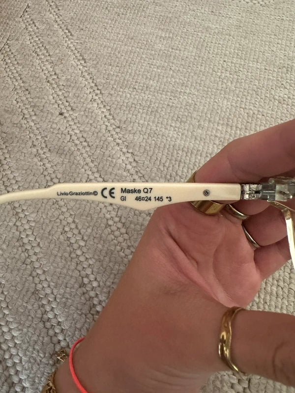 Lunettes de soleil Kuboraum Maske Q7 GI Crème – Comme neuves
