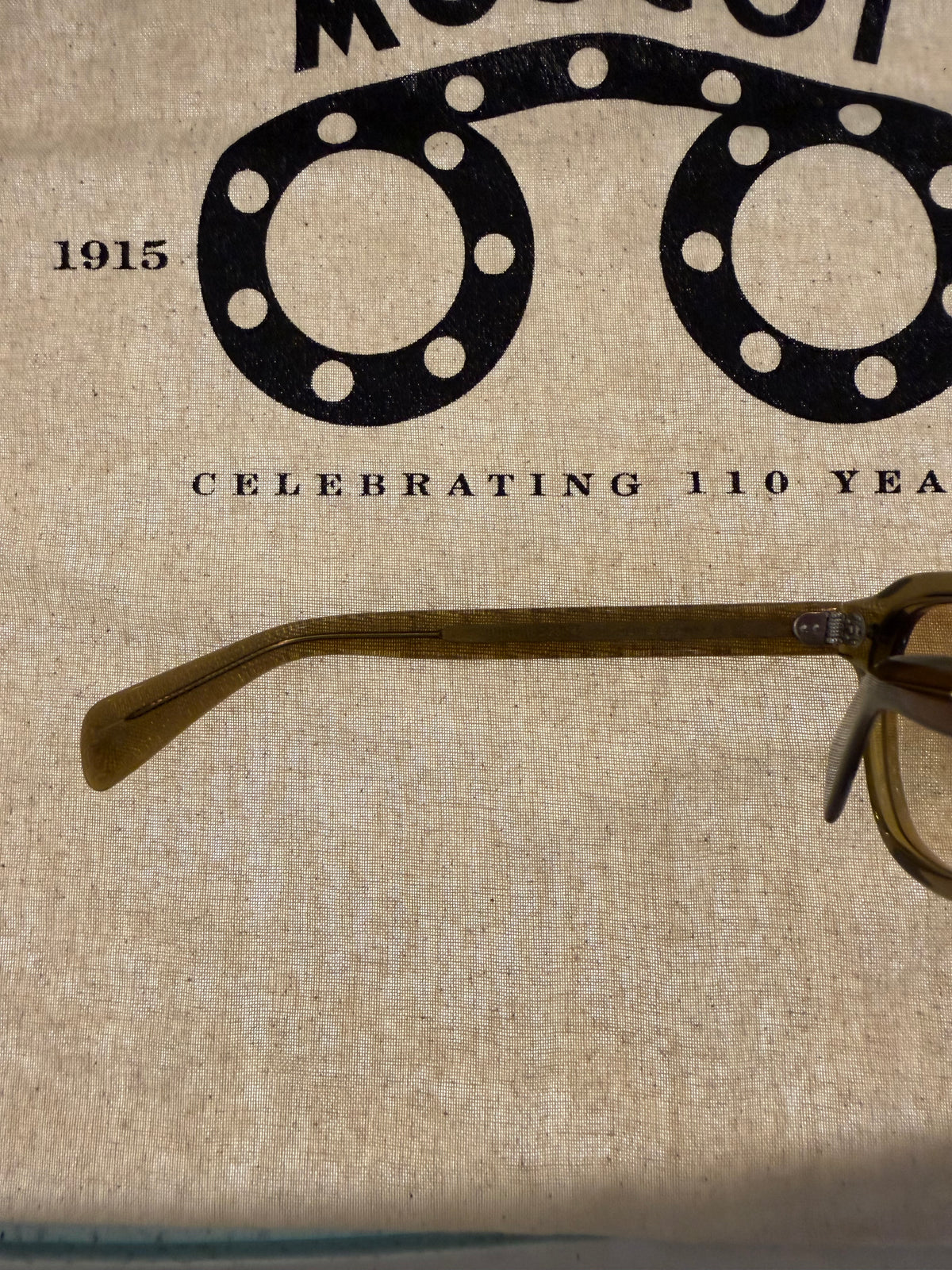 Dolt Olive Brown sun limited edition 007/100